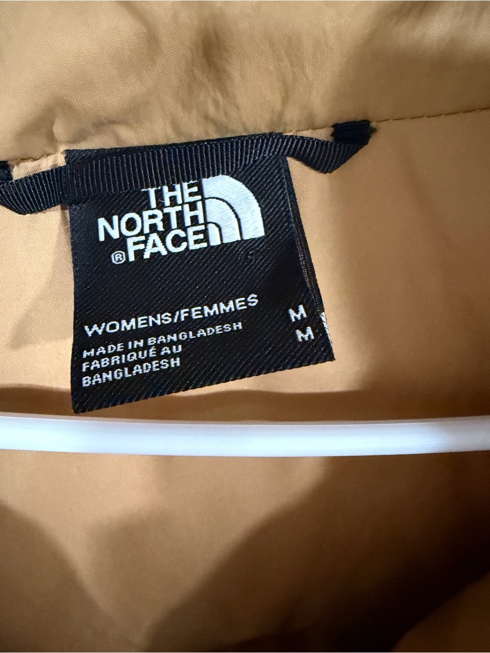 The North Face Women's almond butter Glacier Basin Parka with detachable scarf M - Picture 12 of 12